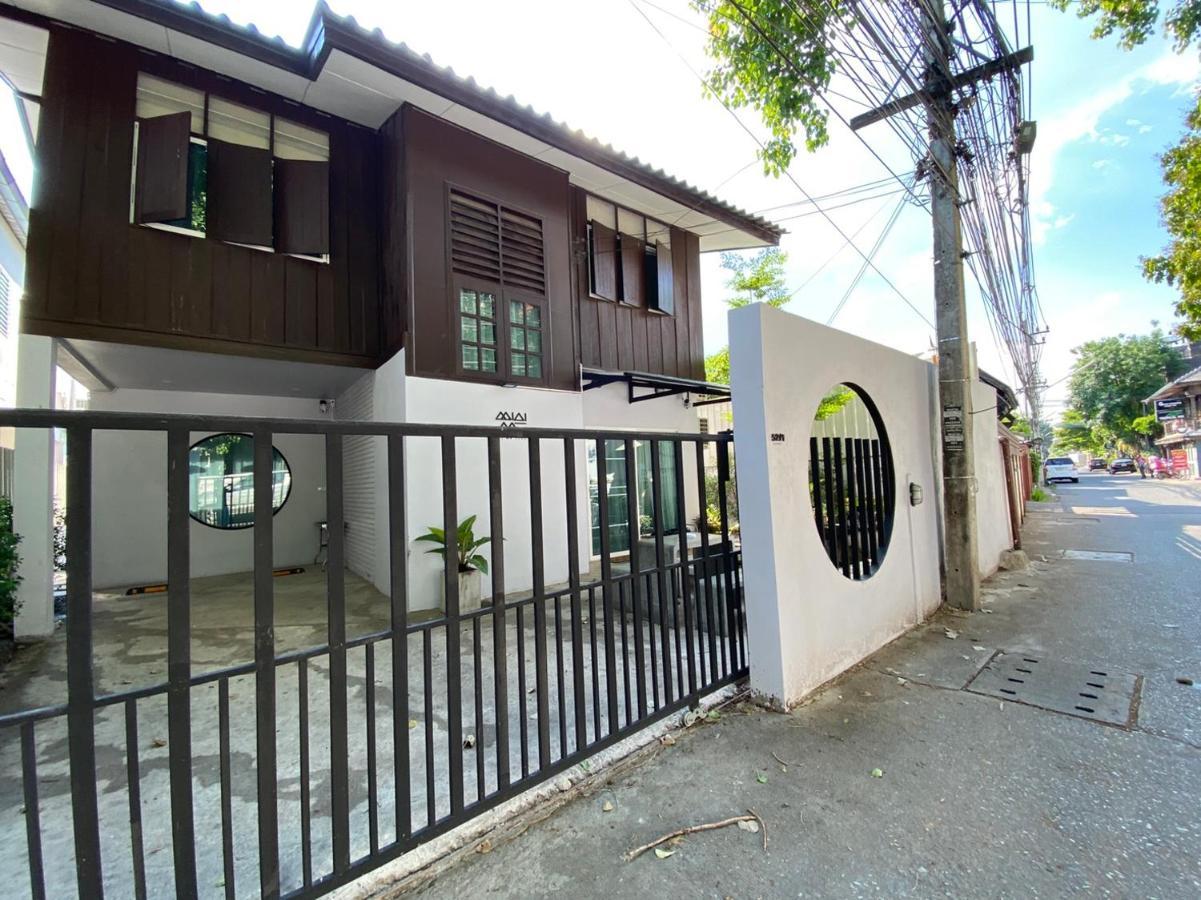 Mini-Me Home, A Cozy Entire House In Old City Chiang Mai Zewnętrze zdjęcie