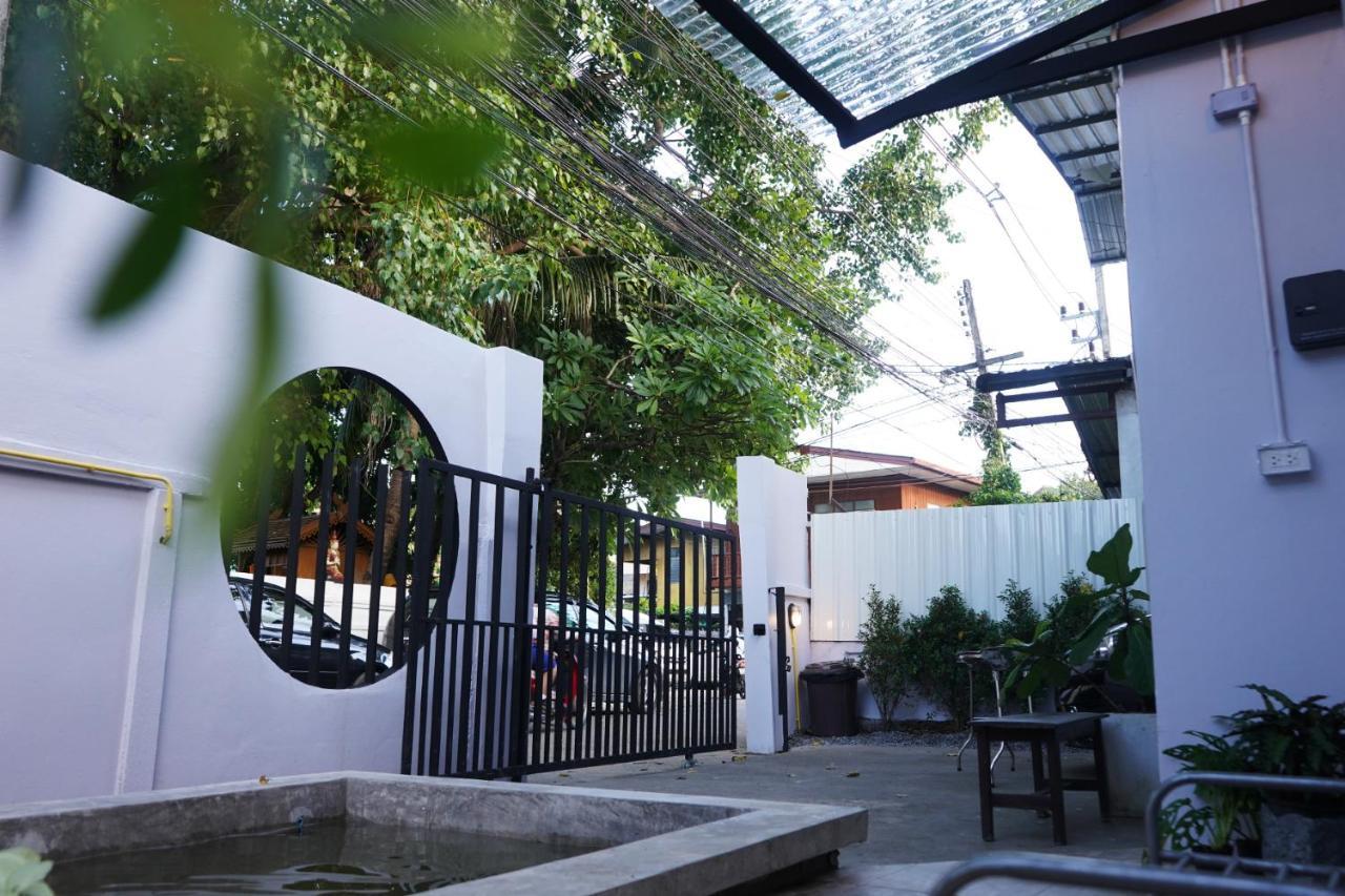 Mini-Me Home, A Cozy Entire House In Old City Chiang Mai Zewnętrze zdjęcie